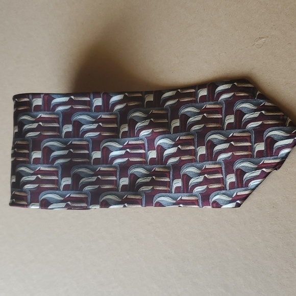 Beatles Birthday silk tie Apple Corp Llc. Maroon & Gray one size - Picture 3 of 8